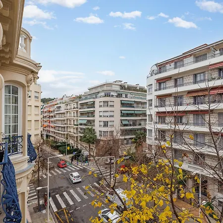 Renting - - Haussmann Luxury Sea Balcony Free Parking *