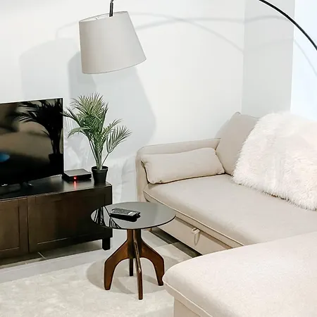 Apartment Aya - Renovated Air-conditioned Duplex With Garden *