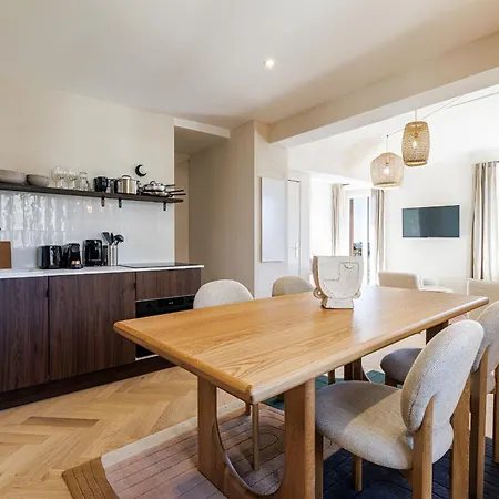 Appartement 62 Carnot Lot 7 - Duplex Atypique- Climatise - 2 *