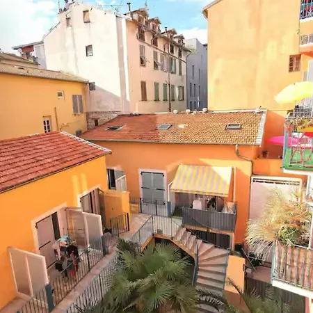 Joli Du Paillon Apartment