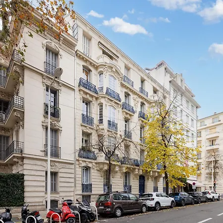 Renting - - Haussmann Luxury Sea Balcony Free Parking Apartment *