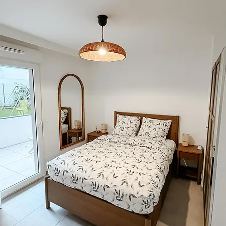 Aya - Renovated Air-conditioned Duplex With Garden * Nice
