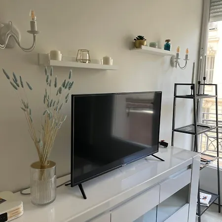 Appartement новая 3-комнатная на 2й линии от моря. *