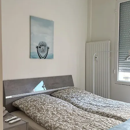 Appartement новая 3-комнатная на 2й линии от моря. Nice
