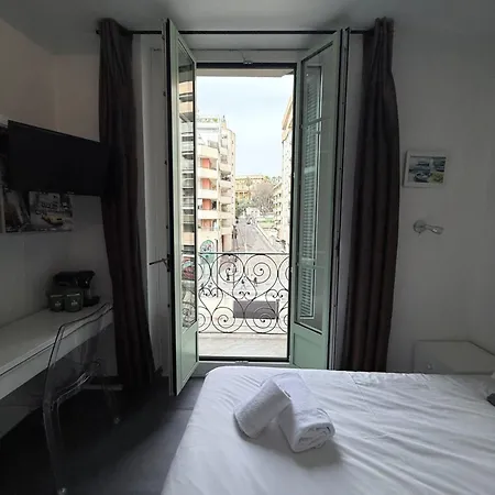 Avec Balcon- - Tram - Aéroport Appartement Nice