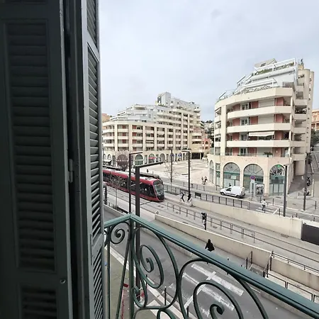 Avec Balcon- - Tram - Aéroport Nice