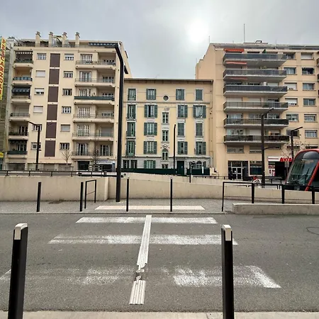 Avec Balcon- - Tram - Aéroport Appartement *