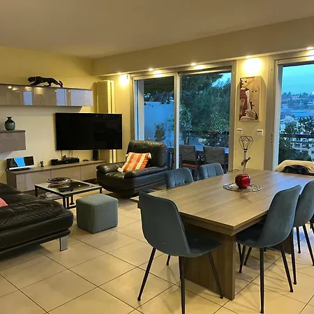Duplex Apartment, Sea View And Swimming Pool * Nice