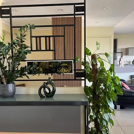 Duplex Apartment, Sea View And Swimming Pool * Nice