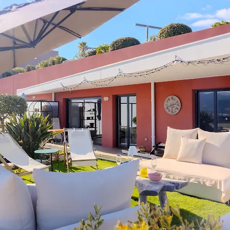 Hill A Terrasse 130m2, Vue Panoramique, Piscine, Parking Prive, Climatisation, Wifi Apartment Nice
