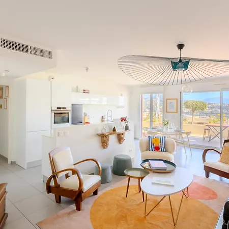 Hill A Terrasse 130m2, Vue Panoramique, Piscine, Parking Prive, Climatisation, Wifi Apartment *