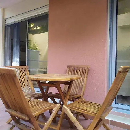 Secret Garden, Ideal For 2,large Terrace