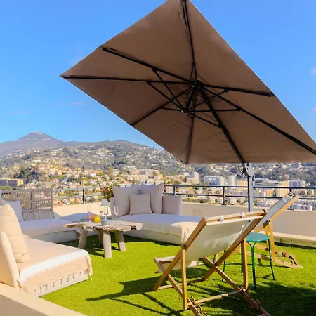 Hill A Terrasse 130m2, Vue Panoramique, Piscine, Parking Prive, Climatisation, Wifi