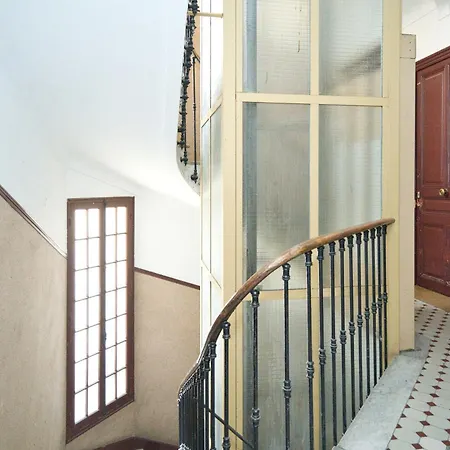 Nissa La Bella Apartment