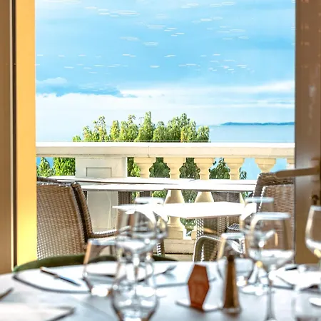 Le Saint Paul Hotel 3*