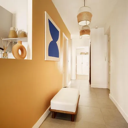 Appartement 2 Climatisées Au Carré D Or à 5 Min Des Plages Et De La Promenade Des Dans Un Environnement Calme Nice