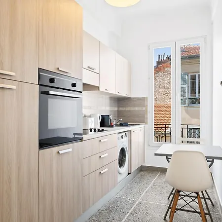 Appartement Renting - Notre Dame - Cosy Loft Perfect View On The Roofs *