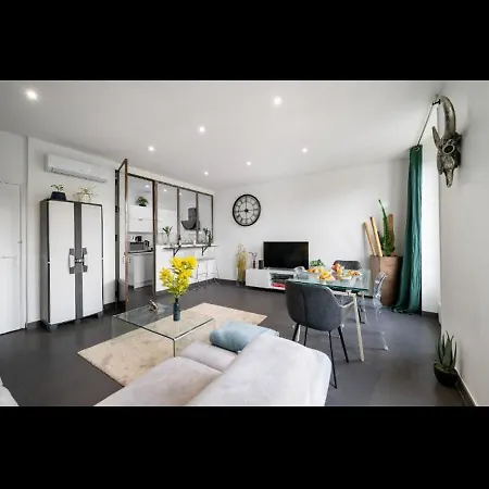 Super Au Cœur De Nice! Bonnes Appartement