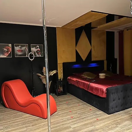 Appartement La Loveroom Bdsm De La Luxe Des Désirs