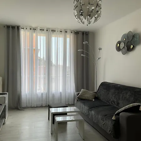 F2 Lumineux 8 Min A Pieds De La Apartment *