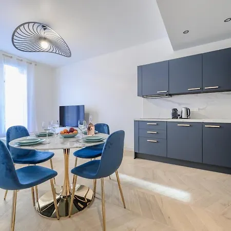 Apartment Le Walesa, Magnifique 3p, Spacieux Et Renove, Port De Nice