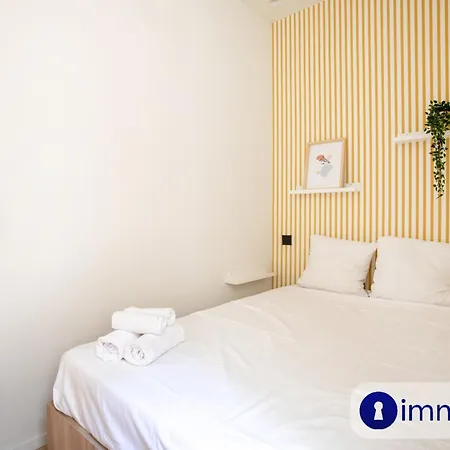 Air-conditioned In Old Nice