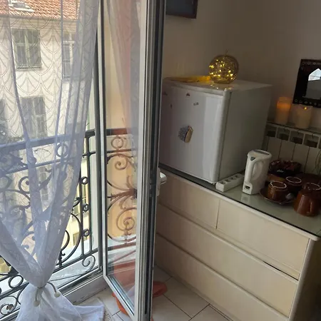 Private Near The Port Old Town
