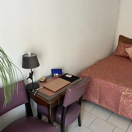 Private Near The Port Old Town Homestay