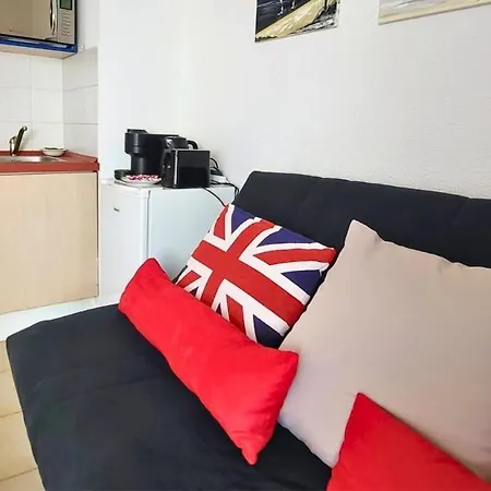 Cosy For Couples - Ideal 2p-quiet Escape-ac Apartment *