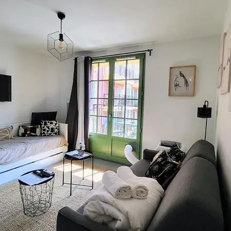 Wehost - Flamingo Apartment *