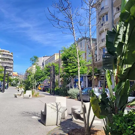 Apartment Valery Close To Prom Des Ideal For 2 Ac *