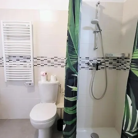 Wehost - Flamingo Apartment *