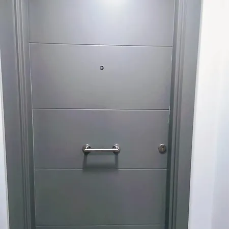 Wehost - Flamingo Apartment *