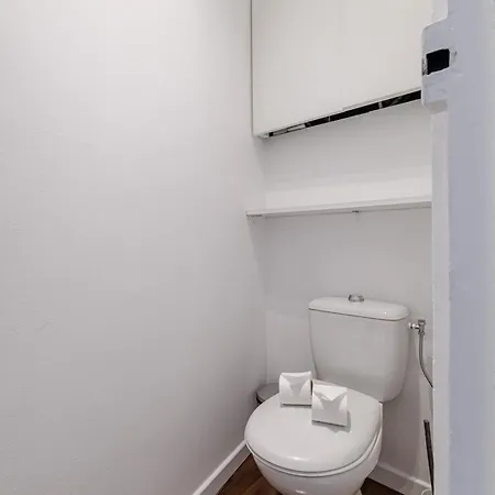 Open View Terrace - Wide 2 Bdr Quiet Area Appartement