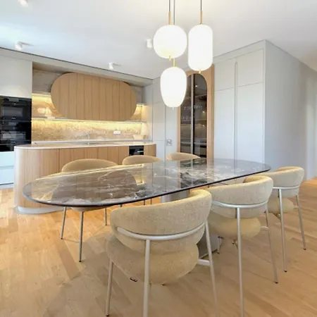 Ideal Pour Les Tobias Holiday home Nice