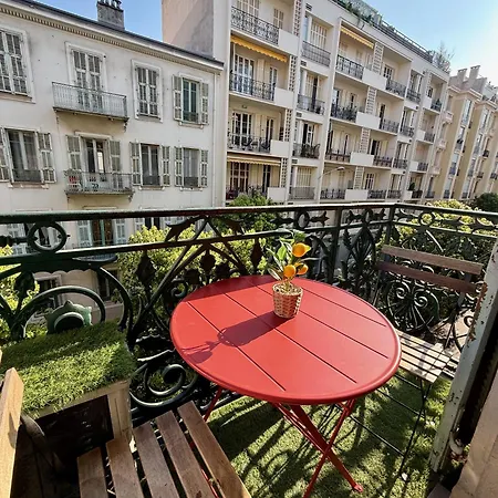 Cozy - 2 Min Walk From Apartment Nice