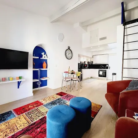 Aux Portes Du Vieux-nice - 2chambres / 4 Personnes - & A/c Nice
