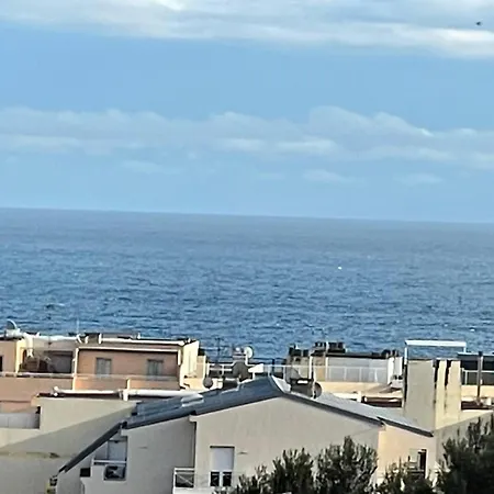 Avec Vue Sur A 5 Minutes De La Nice