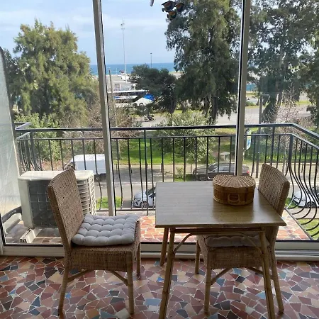 Very With Sea View Close To Airport Apartment *
