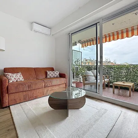 Exceptional Vieux-port Terrace View *