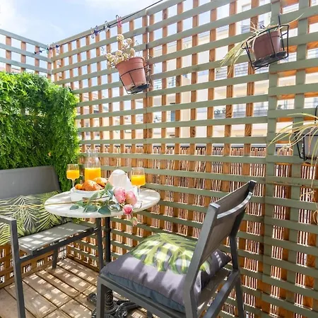 Cozy Close To Train Station Appartement *