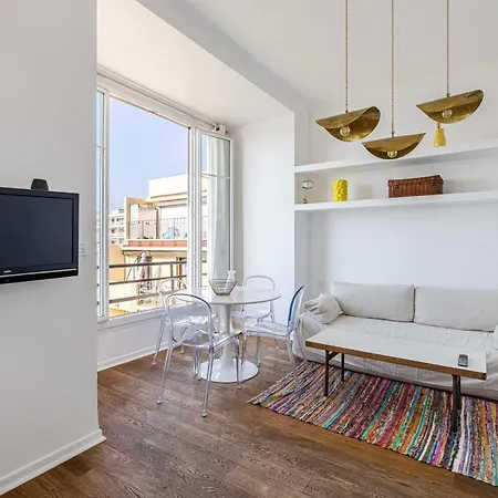 Fair-conditioned Seafront - Apartment *