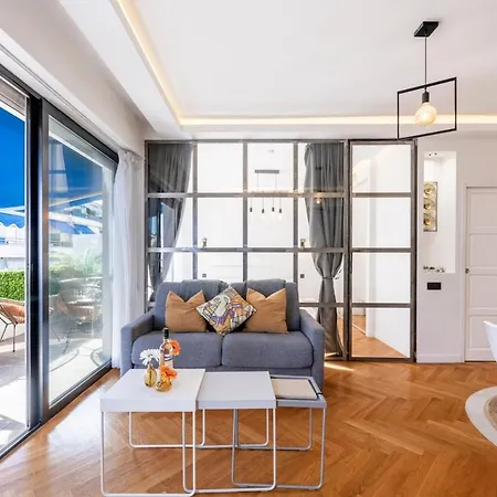 Super Flat In Carré D'or - 1 Minute From The Sea