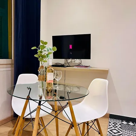 Old Town Immersion-breakfast-central-self Check-in Apartment *