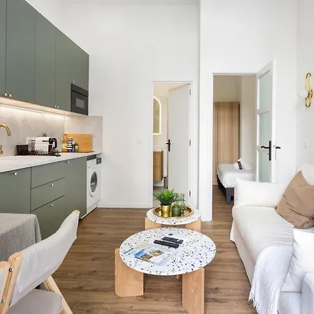 Wehost D4 - La Chic Cour 2 People Near Sea Appartement