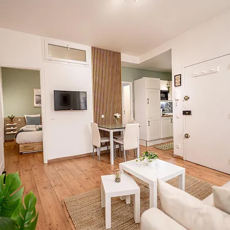 La Ponchettes Vieux A 5 Min Quartier Anime Apartment *
