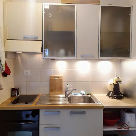 Appartement Wehost Barety - Blooming Balcony Retreat - 3-4prs