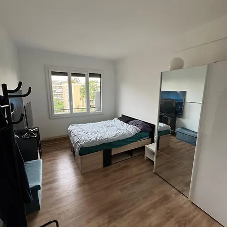 Apartment 2 Pieces Renove Avec Magnifique Vue Et Parking Nice