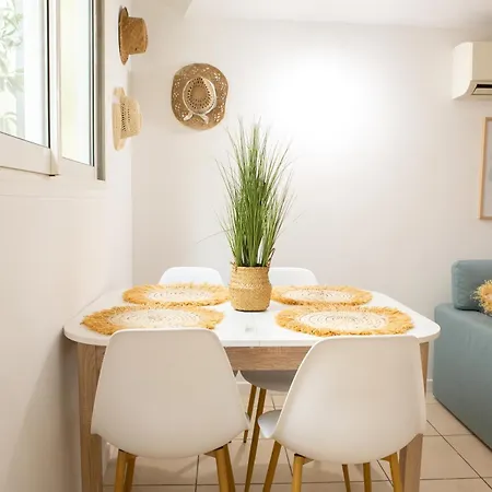 Duplex Carré D'or Au Calme Sur Cour 100m De La * Nice