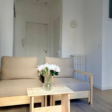 Appartement Avec Balcon - Centre-ville&plage à 2 Min Nice